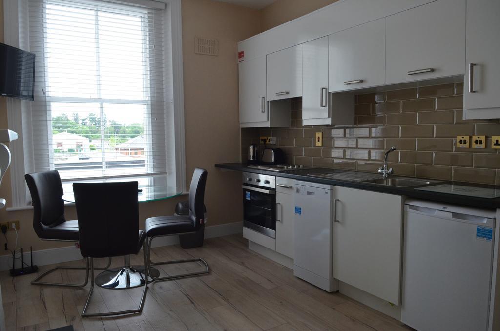 Blessings Studio Apartments Cootehill Exterior foto